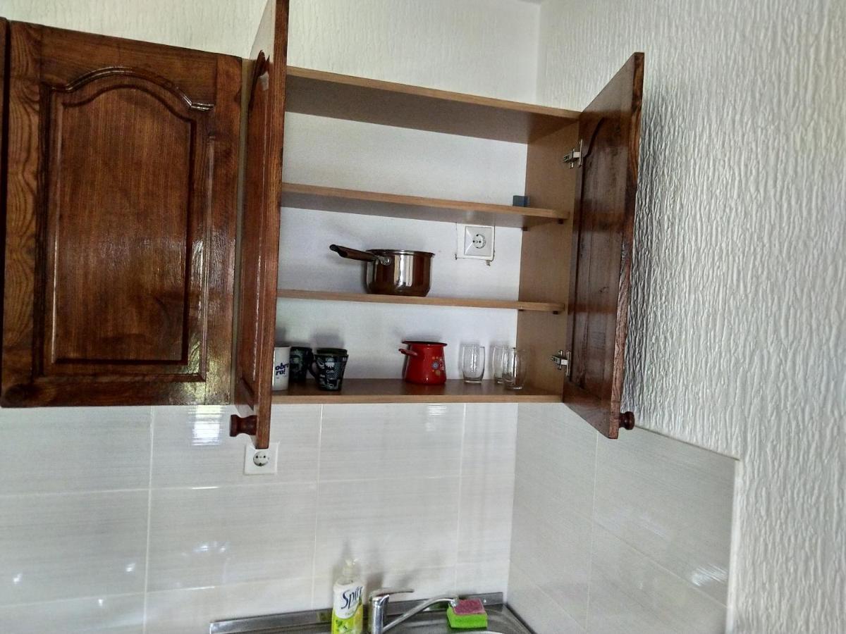 Apartments And Rooms Vicko Brzece Exterior photo