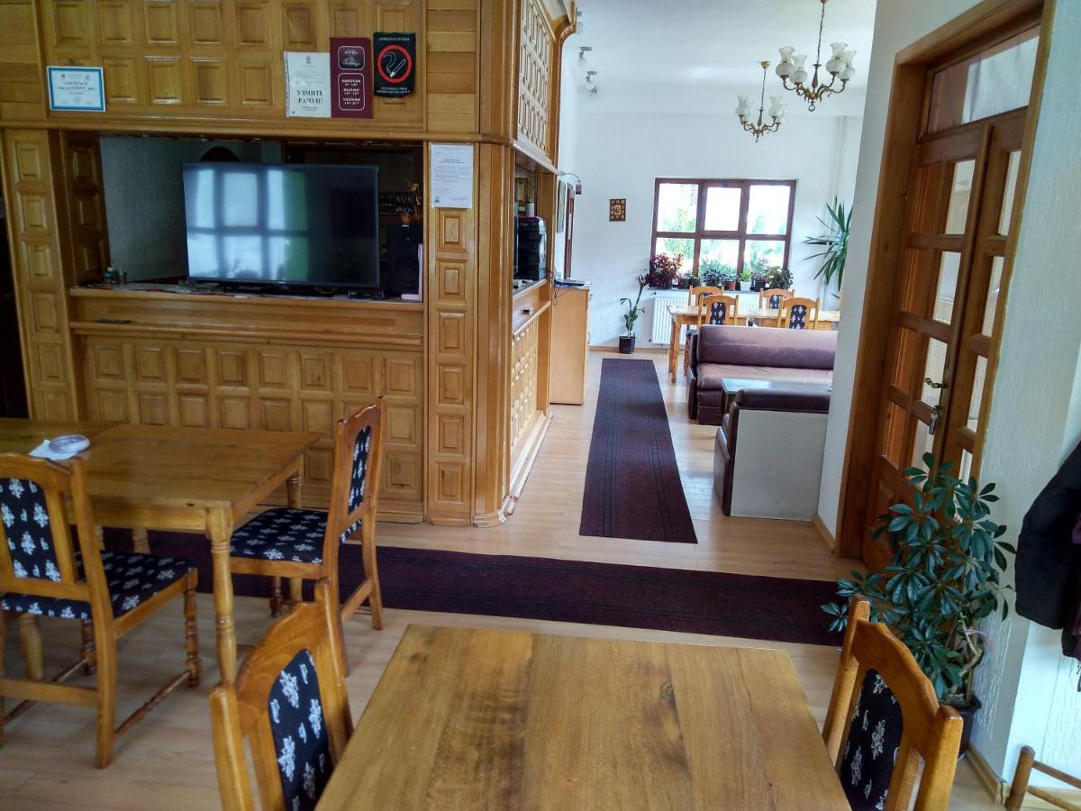 Apartments And Rooms Vicko Brzece Exterior photo