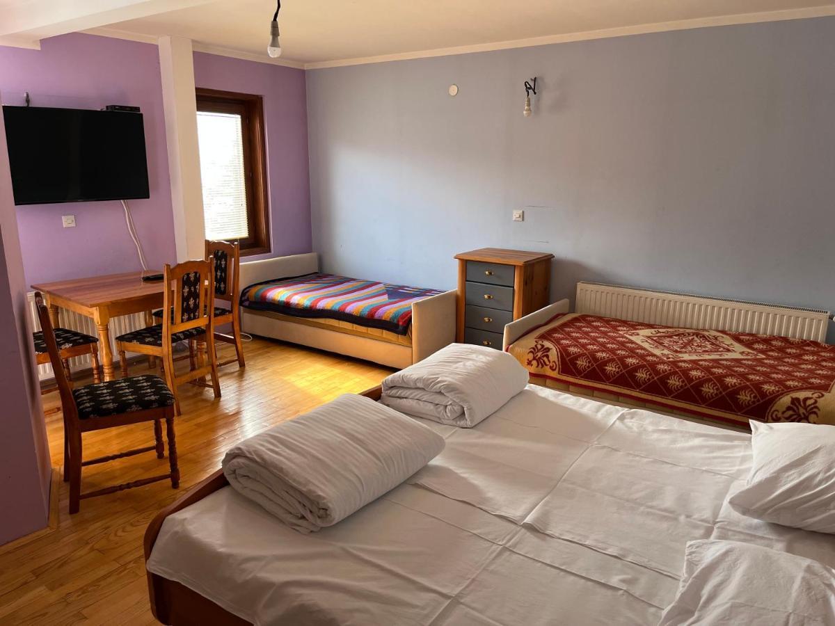 Apartments And Rooms Vicko Brzece Exterior photo
