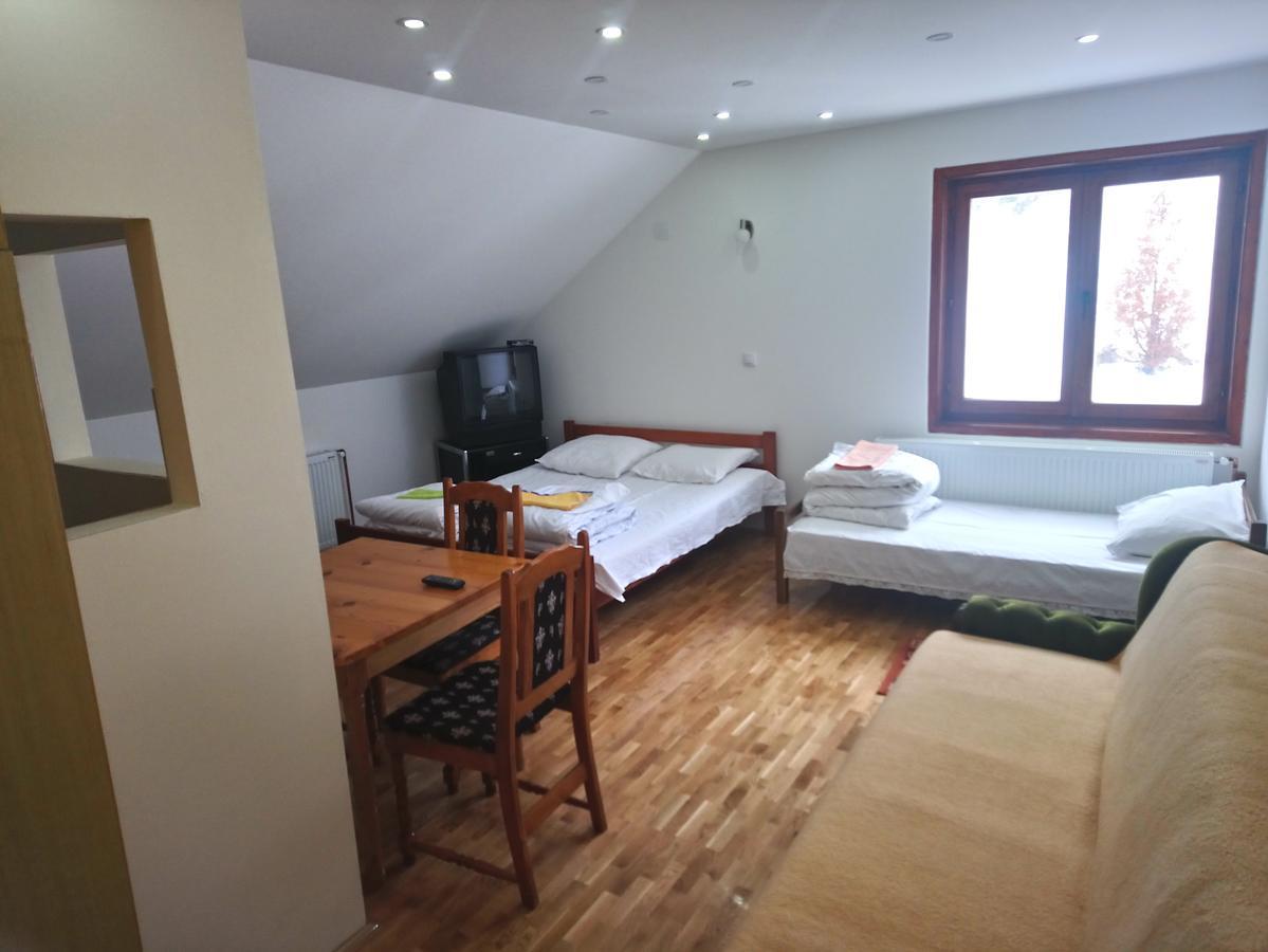 Apartments And Rooms Vicko Brzece Exterior photo