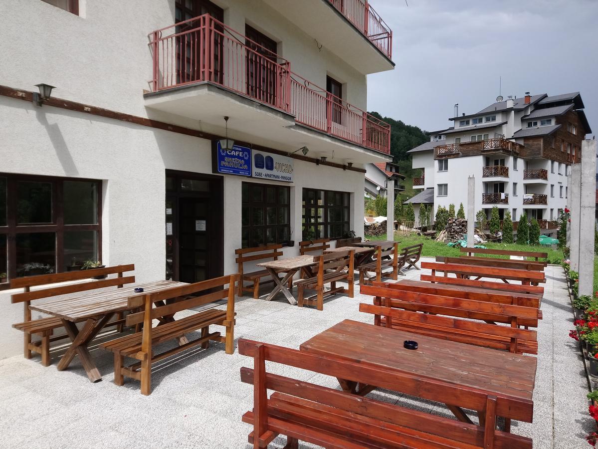 Apartments And Rooms Vicko Brzece Exterior photo
